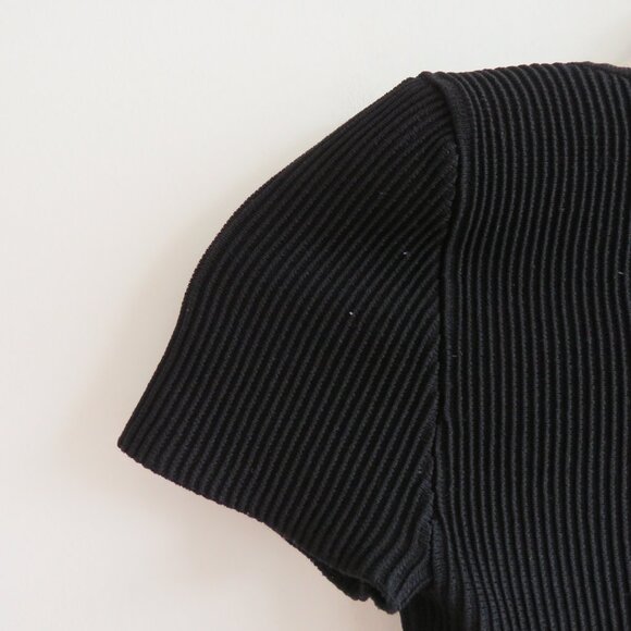 ARITZIA BABATON Sculpt Knit Squareneck Top in Black Ribbed Minimalist - Size S - Picture 9 of 13